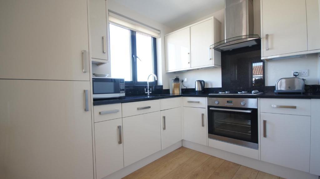 Crompton Court Apartments London Bilik gambar