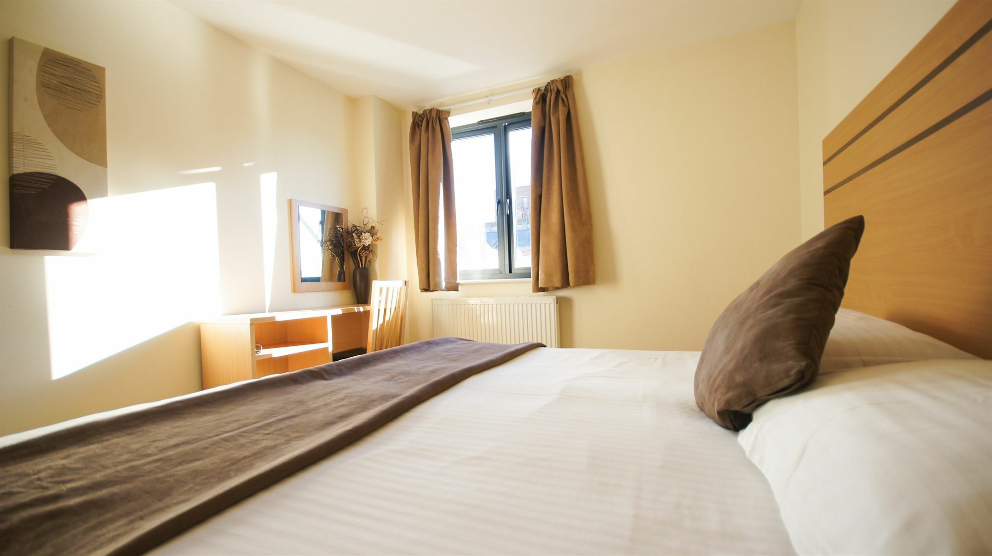 Crompton Court Apartments London Luaran gambar